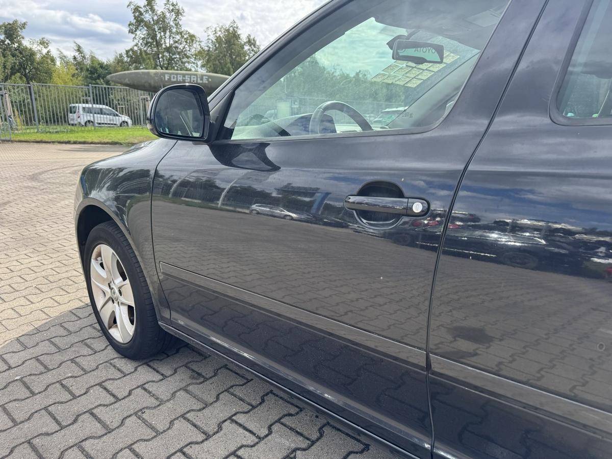 Skoda Octavia 2 original T&uuml;r vorn links 9910 Schwarzmetallic Rohbau Bj.2009